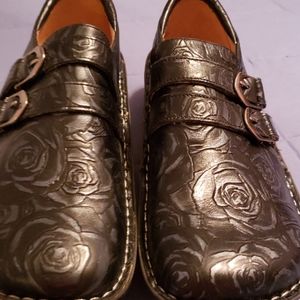 Algeria black silver rose